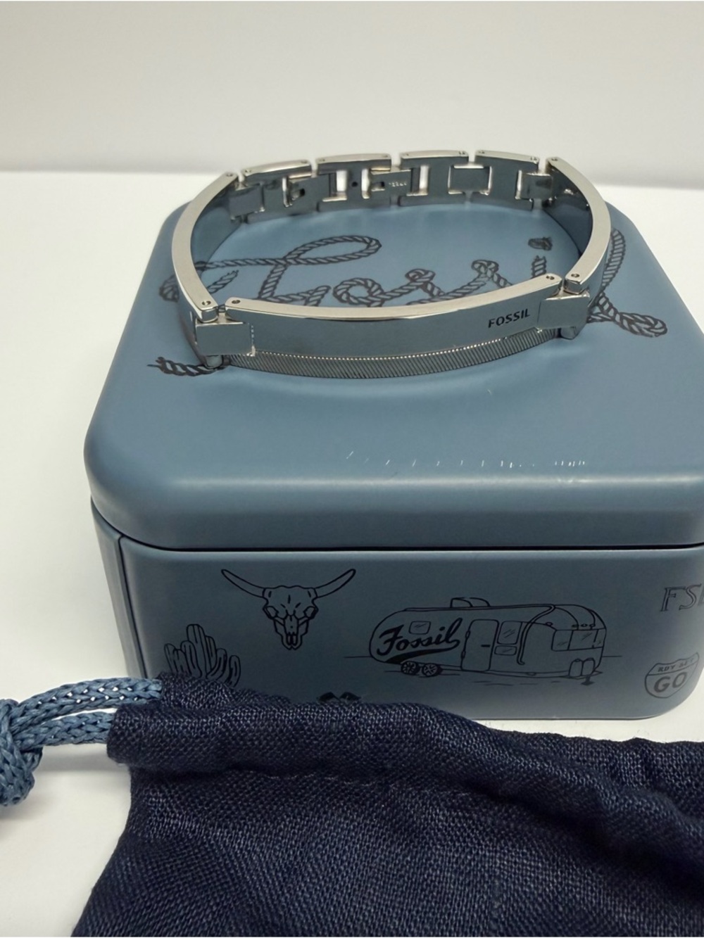 Fossil Men's Brushed Silver Stainless Steel ID Bracelet - Picture 6 of 7